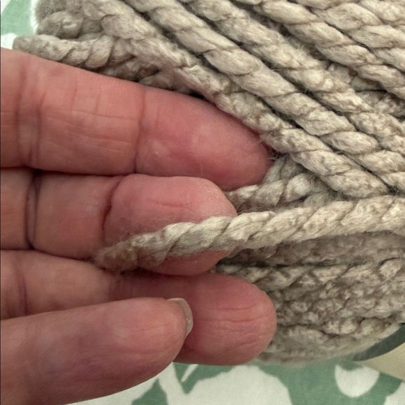 Yarn Bee Dream Supreme in Color Linen,10% Premium Micro Acrylic - Picture 6 of 7